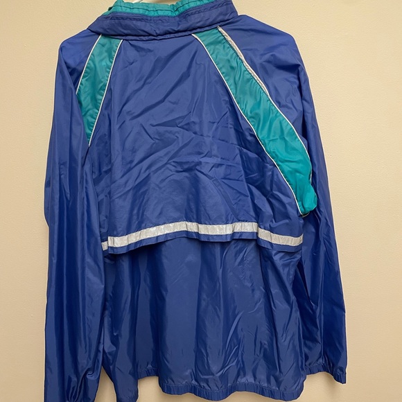 Champion Windbreaker - Picture 3 of 3